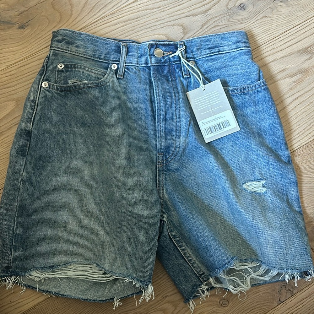 Everlane size 27 Jean shorts with tags never worn.
